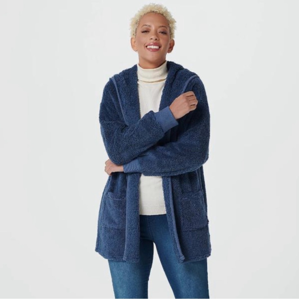 Women’s size 1X Koolaburra by UGG blue shaggy plus size cardigan with rib trim